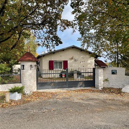 Villa Le Paradis Pern 外观 照片